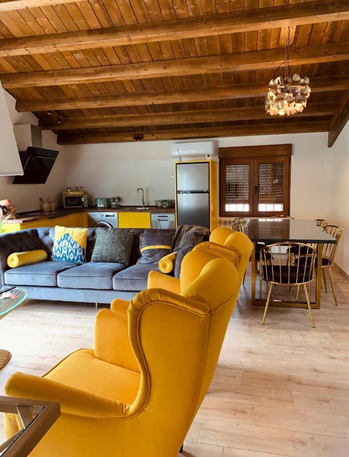 Apartamentos En El Valle Del Jerte Flores Para Angela Cabezuela Del Valle Zewnętrze zdjęcie