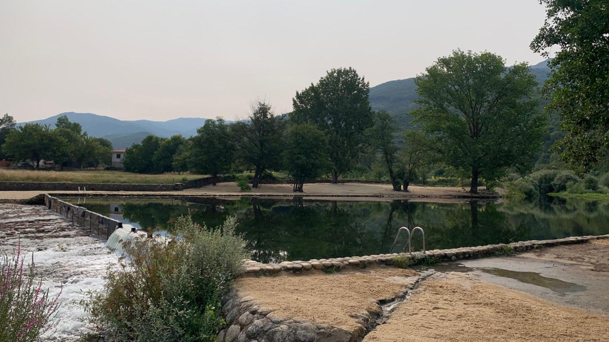 Apartamentos En El Valle Del Jerte Flores Para Angela Cabezuela Del Valle Zewnętrze zdjęcie