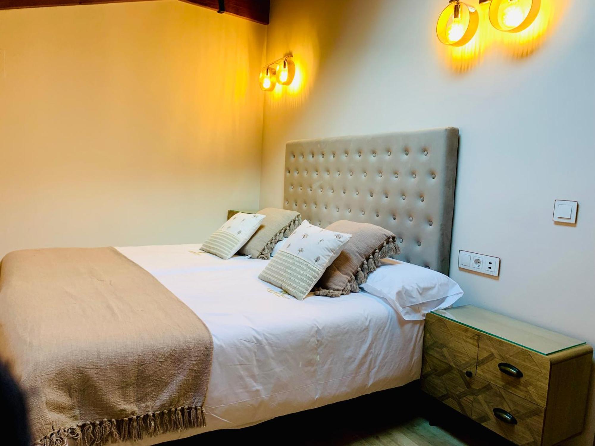 Apartamentos En El Valle Del Jerte Flores Para Angela Cabezuela Del Valle Zewnętrze zdjęcie