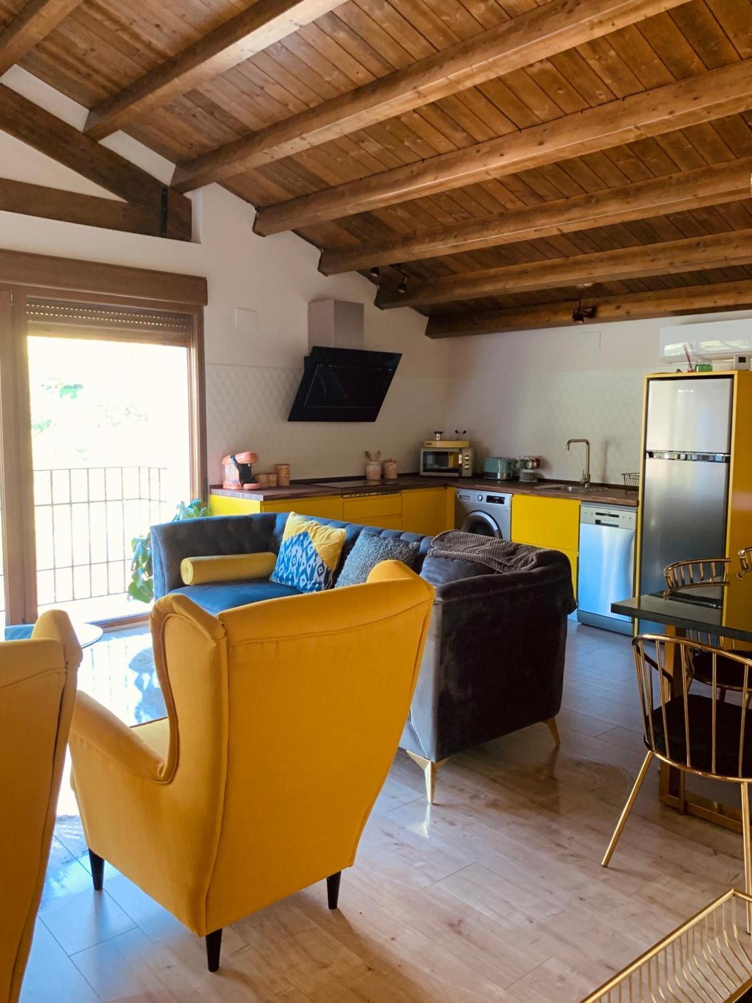 Apartamentos En El Valle Del Jerte Flores Para Angela Cabezuela Del Valle Zewnętrze zdjęcie